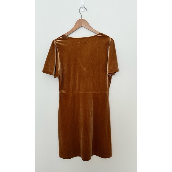 Madewell Velvet V-Neck Flutter Sleeve Dress size Large - Picture 9 of 14
